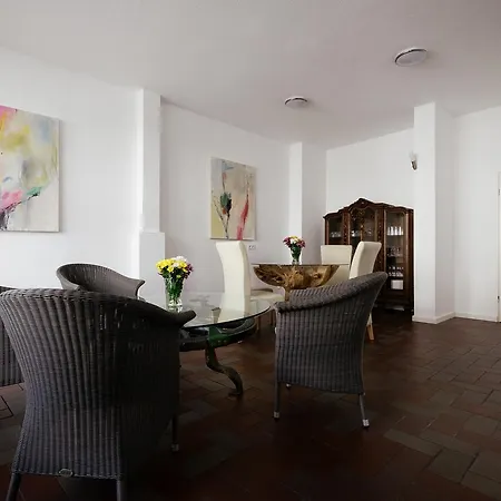 Garni Jacobs Hotell 3*